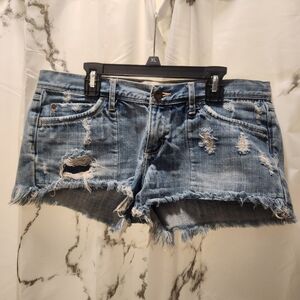 Abercrombie & Fitch - Distressed Shorts - Size 6